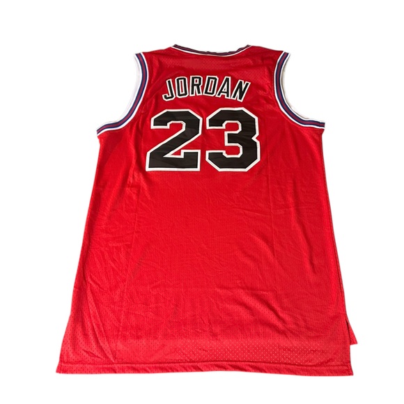 Tune Squad Men Jordan basketball Red Jersey Sz Large - Picture 2 of 5
